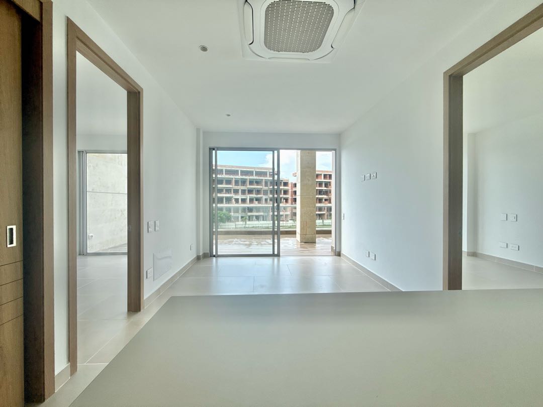APARTAMENTO BAIA KRISTAL 2 ALCOBA VISTA A LA LAGUNA