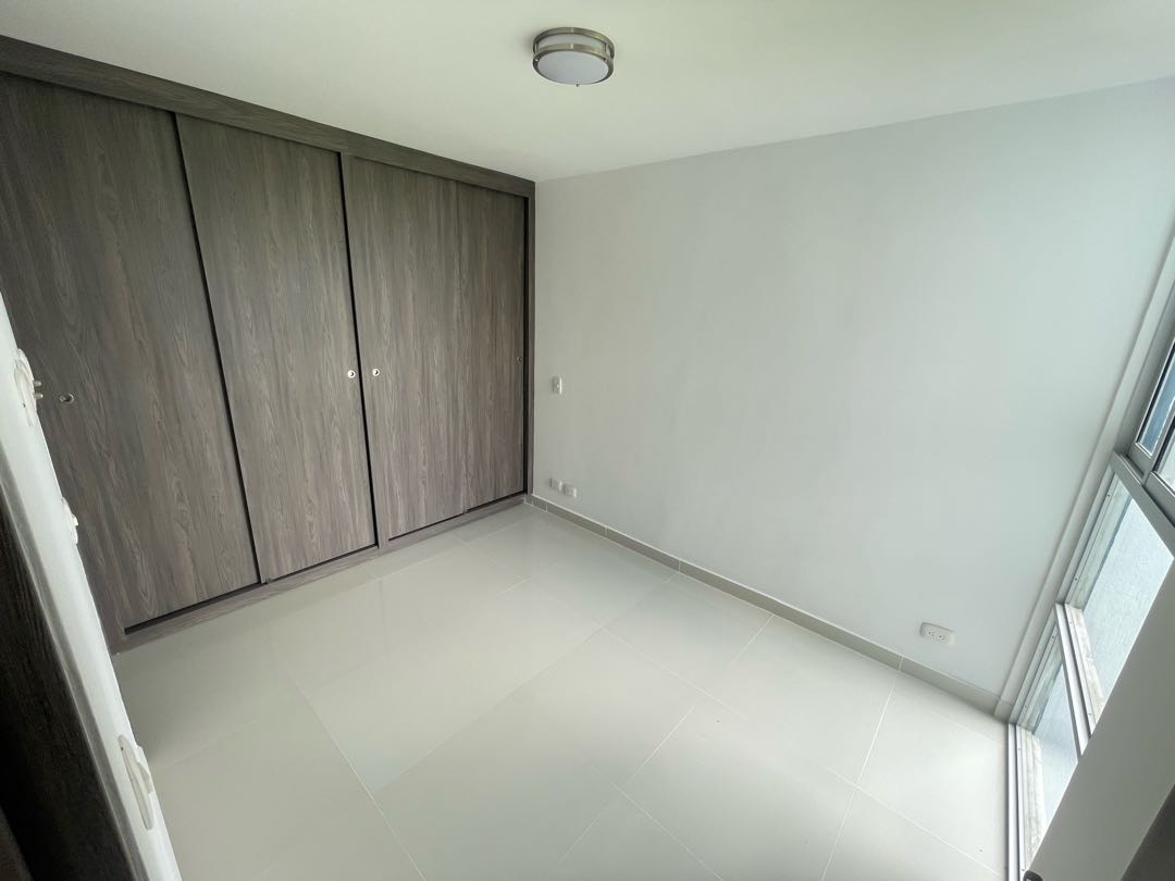 Se Arrienda Apartamento de 3 Habitaciones – Sector Avenida Centenario
