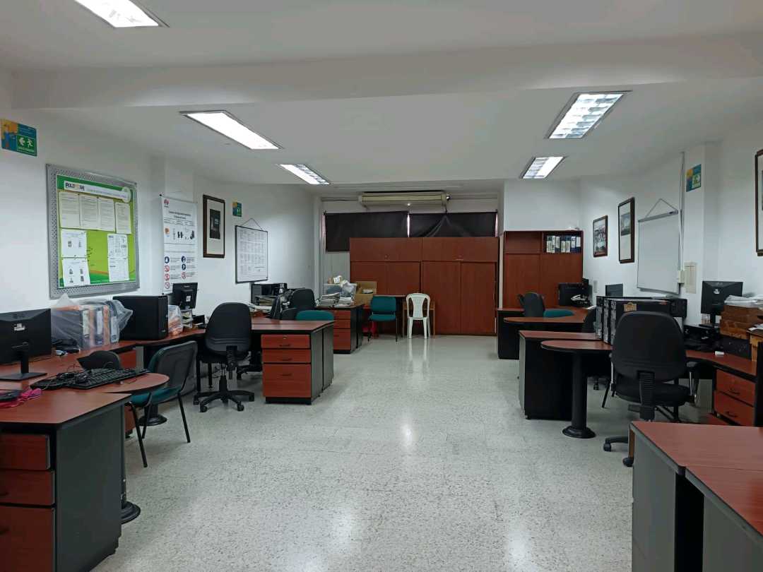 Vendo local para oficinas San Fernando C. comercial 9911072 AS ALG