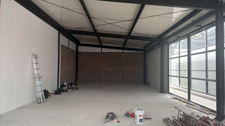 ARRIENDO LOCAL 160.76 M2 AV DORADO CENTRO EMPRESARIAL BOGOTA D.C