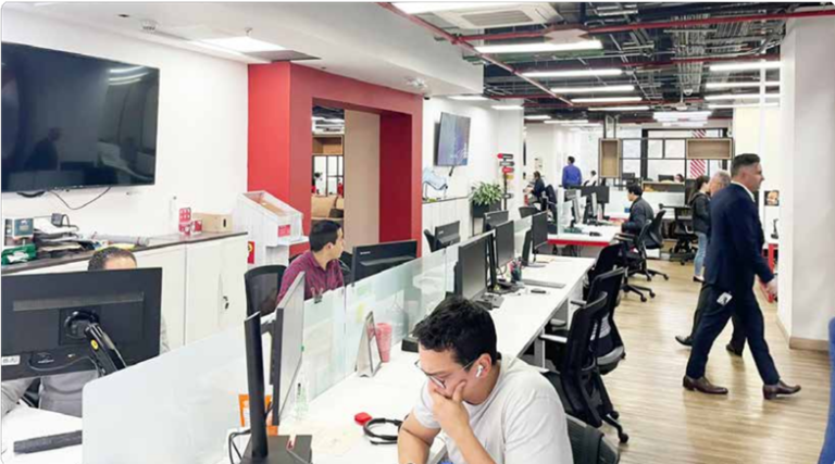 ARRIENDO OFICINA 1138 M2 EN CENTRO EMPRESARIAL, NORTE BOGOTA D.C
