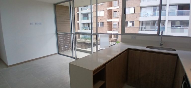Se arrienda apartamento ubicado en el municipio de La Ceja Antioquia.