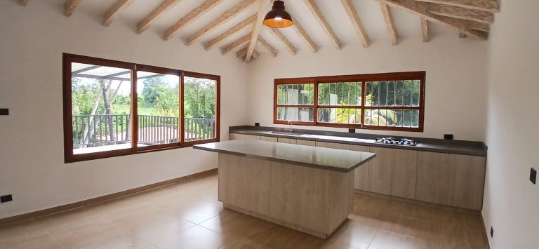 Casa campestre ubicada en el municipio de Rionegro Antioquia.
