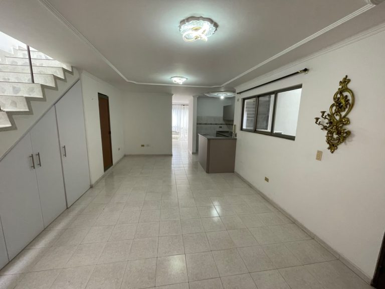 Apartamento en alquiler Samanes Cali