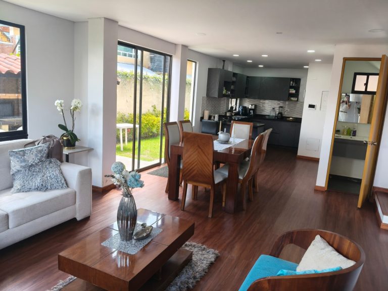 Casa en Venta a alquiler en Cajicá Santa Inés
