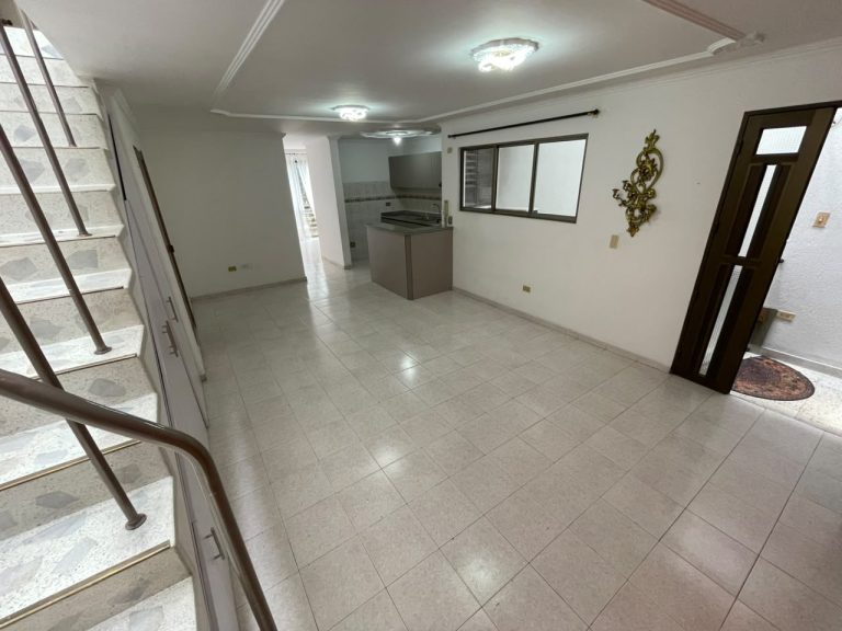 Apartamento en alquiler Samanes Cali