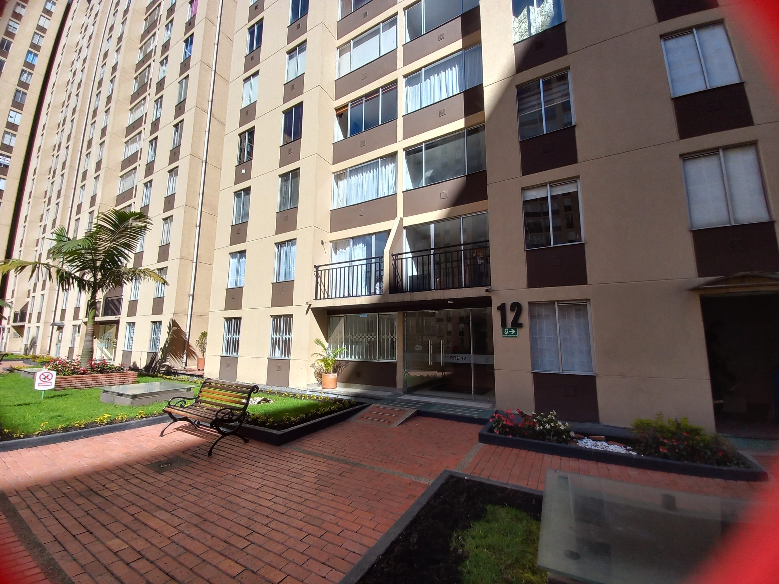 Apartamento en arriendo en El Tintal con balcón