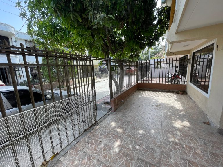 Casa En Arriendo En Mamatoco Amplia De 2 Pisos Y 5 Alcobas