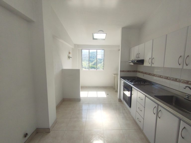 ARRIENDO APARTAMENTO EL TREBOL MANIZALES | 4 ALCOBAS, TERRAZA Y BALCON