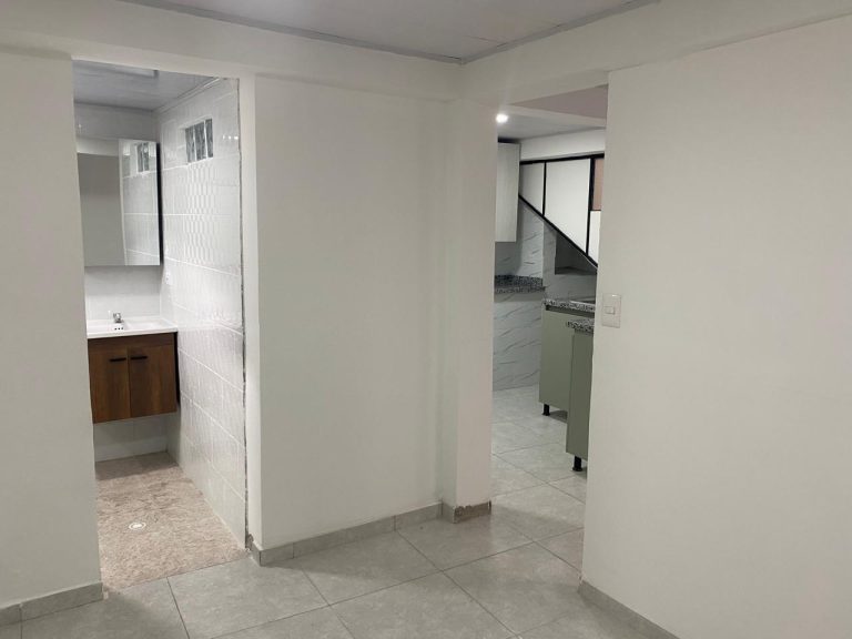 ARRIENDO APARTAESTUDIO ALCAZARES | 2DO PISO