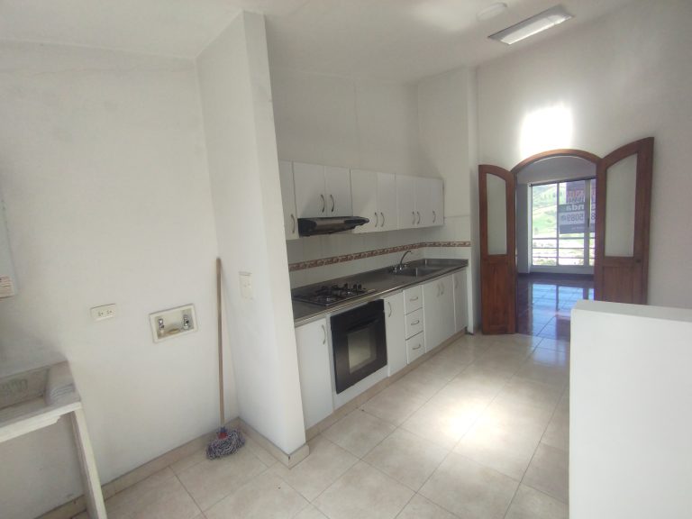ARRIENDO APARTAMENTO EL TREBOL MANIZALES | 4 ALCOBAS, TERRAZA Y BALCON