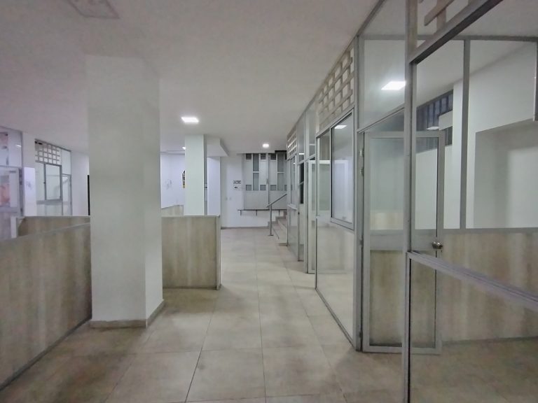 ARRIENDO AMPLIO LOCAL EN VILLAMARIA
