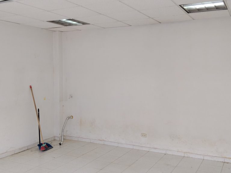 ARRIENDO LOCAL 19 M2 EDS TERPEL CHIA