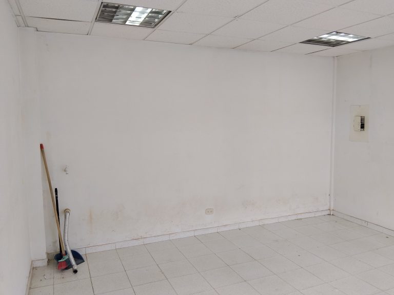 ARRIENDO LOCAL 19 M2 EDS TERPEL CHIA