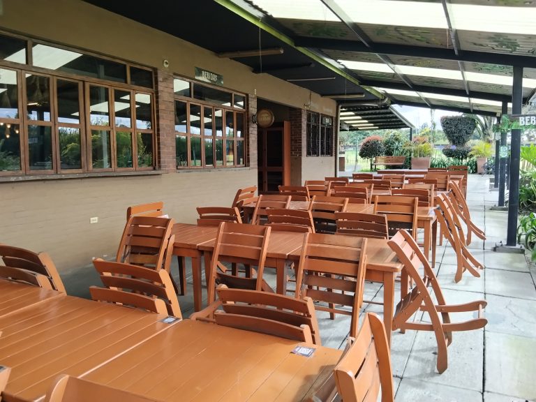 ARRIENDO LOCAL CAMPESTRE PARA RESTAURANTE – SIBERIA – COTA