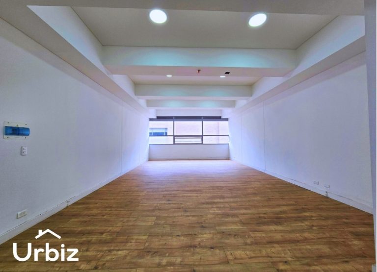 Arriendo Oficina de 58 m² sobre Calle 100 en La Castellana