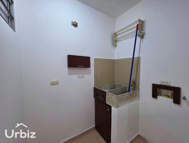 Arriendo Apartamento de 88 m² y 3 Habitaciones sobre Calle 142