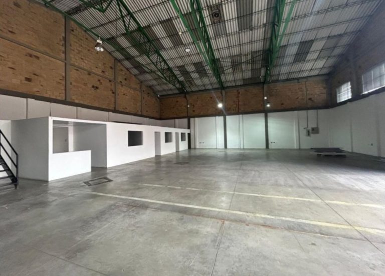 BODEGA EN ARRIENDO – LAS FERIAS