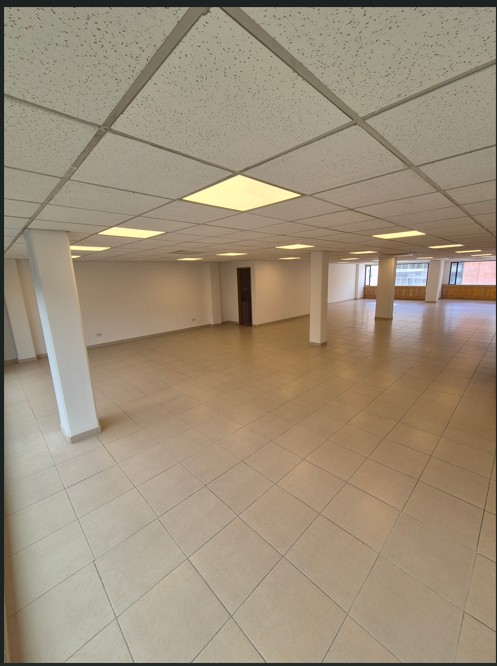 OFICINA EN ARRIENDO – CHAPINERO