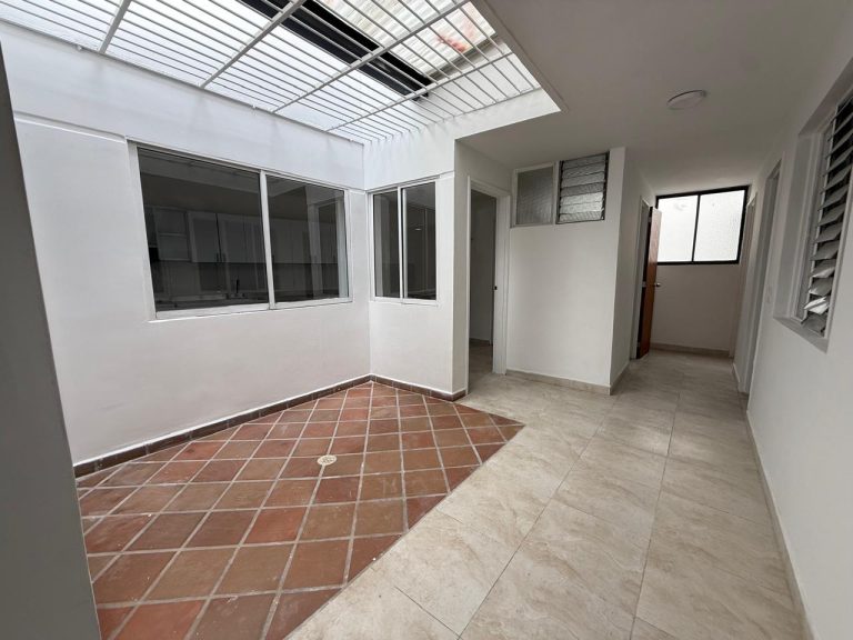 CASA PARA ALQUILER EN BELEN