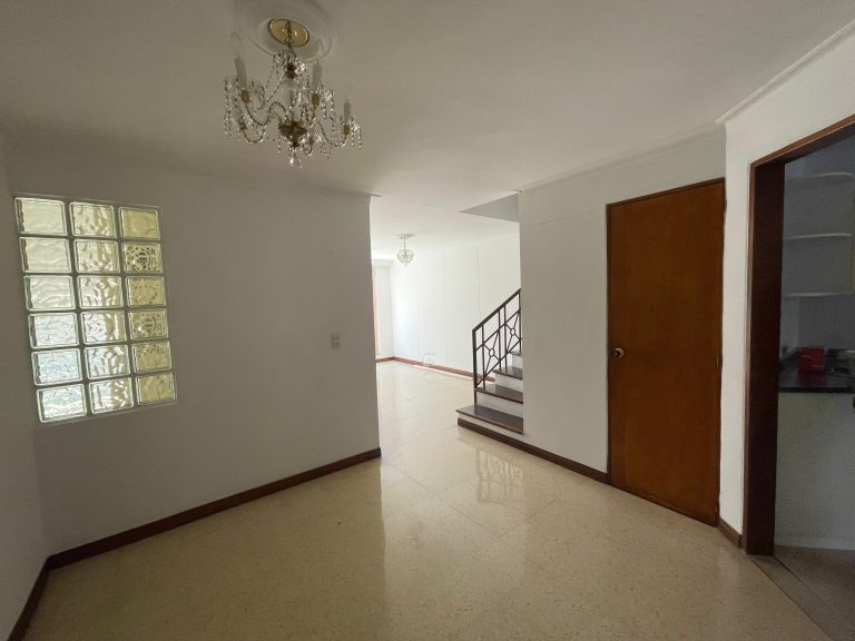 VIVE EN COMODO APARTAMENTO EN LAURELES