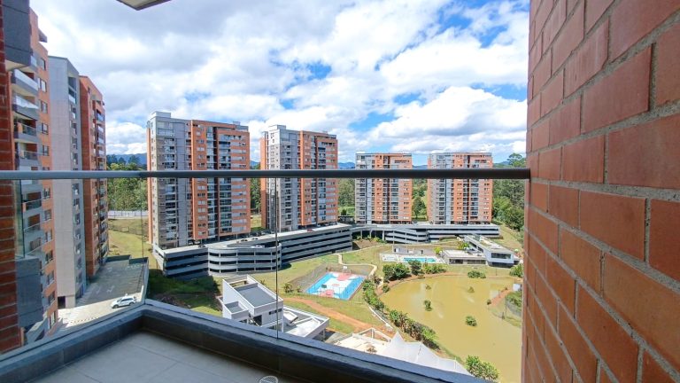APARTAMENTO EN ARBOLEDA DEL RODEO $ 2.500.000