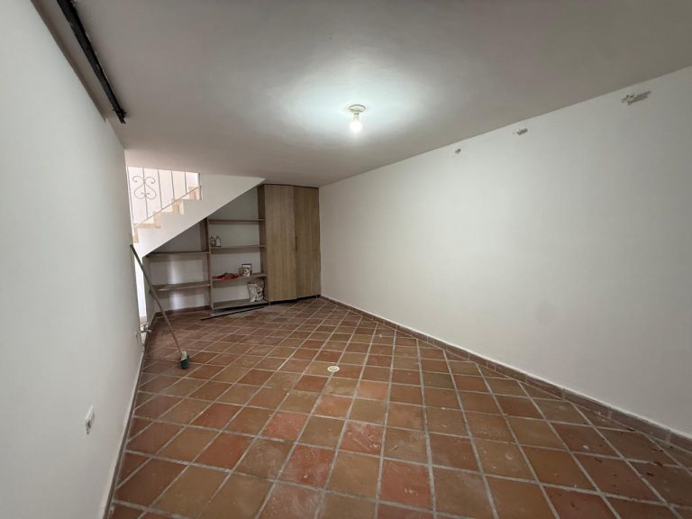 CASA PARA ALQUILER EN BELEN