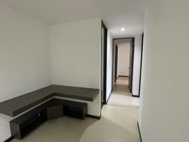APARTAMENTO EN EL POBLADO PARA ARRIENDO