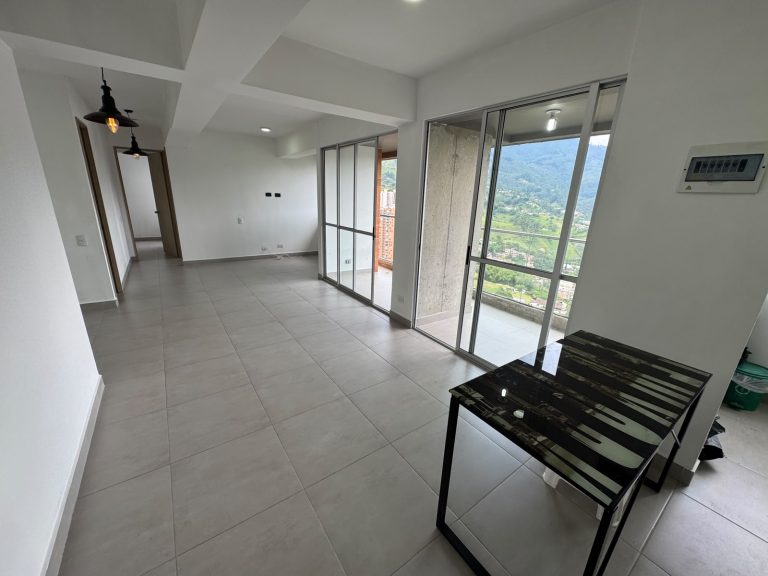 Arriendo apartamento en Sabaneta