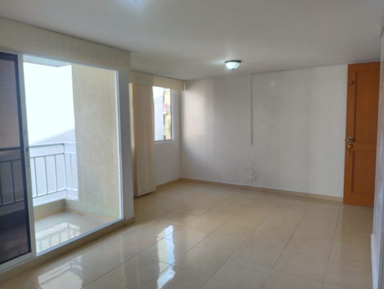 Comodo apartamento en arriendo Villa Carolina
