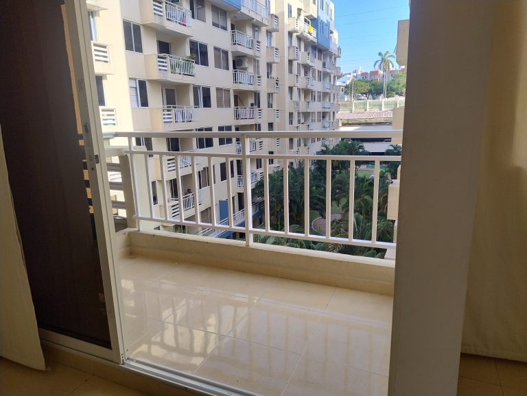 Comodo apartamento en arriendo Villa Carolina