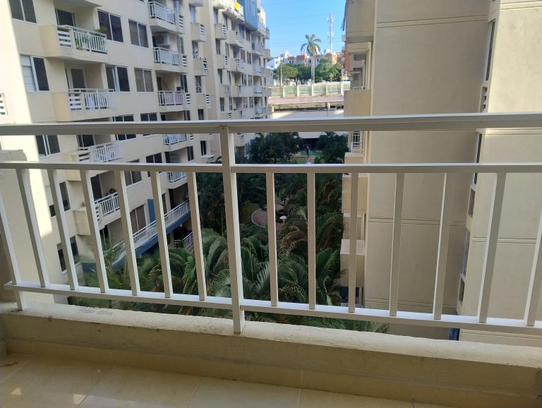 Comodo apartamento en arriendo Villa Carolina