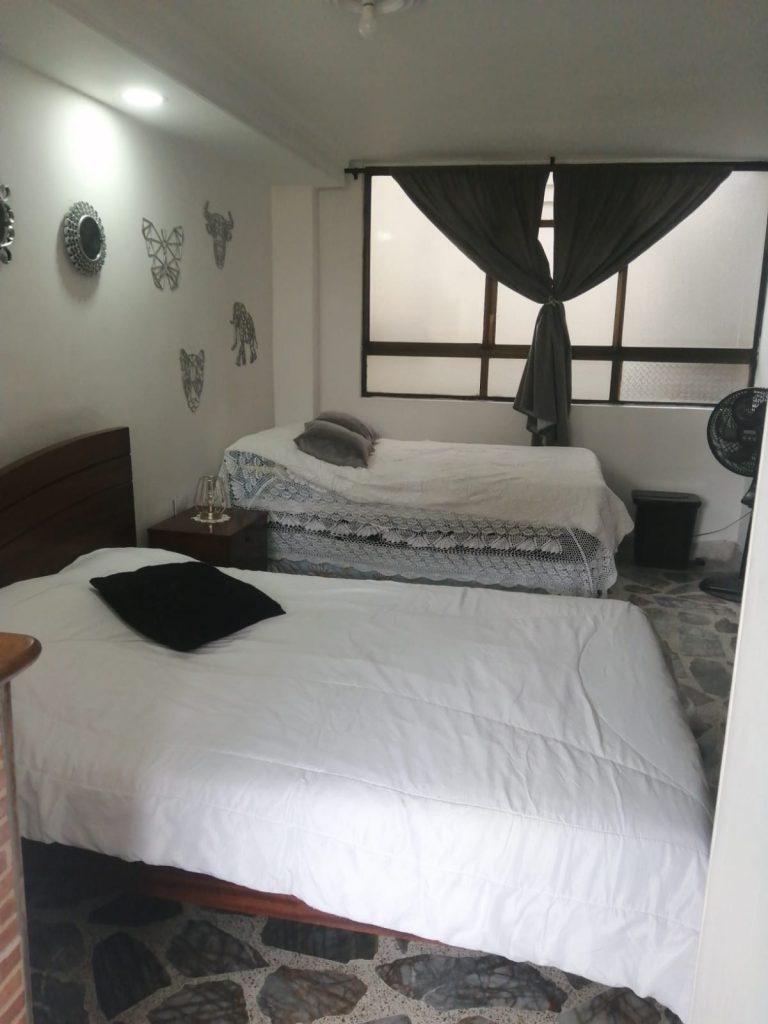 Apartaestudio para la venta y Arriendo en Laureles