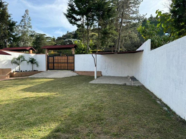 Casa Finca Para Arriendo – Venta en Guarne Antioquia