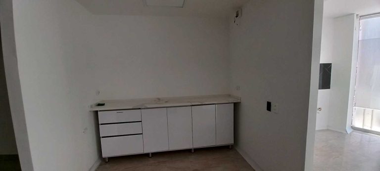 ARRIENDO LOCAL COMERCIAL CIUDAD JARDIN