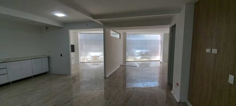 ARRIENDO LOCAL COMERCIAL CIUDAD JARDIN