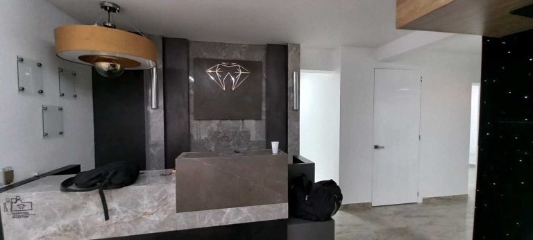 ARRIENDO LOCAL COMERCIAL CIUDAD JARDIN