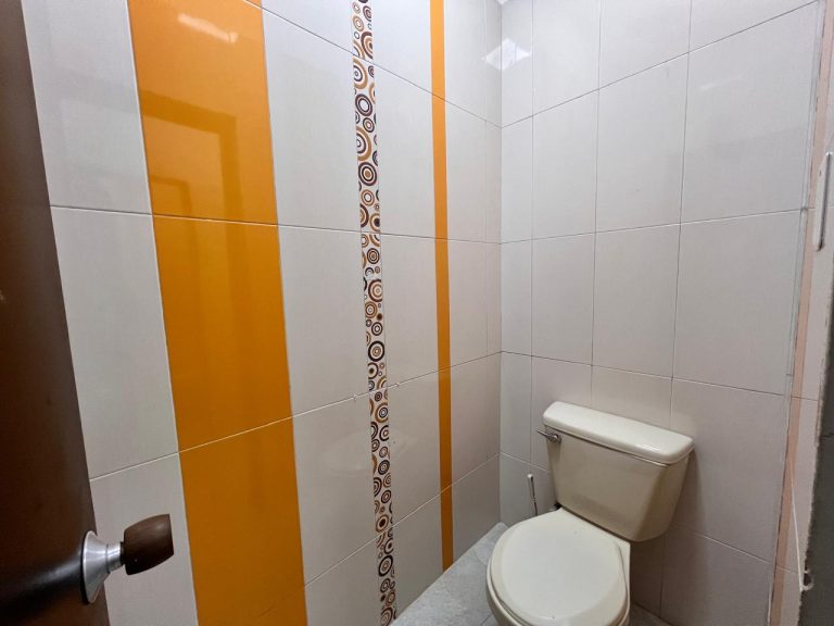 Se Renta Local De 268m2 Sobre la Quinta