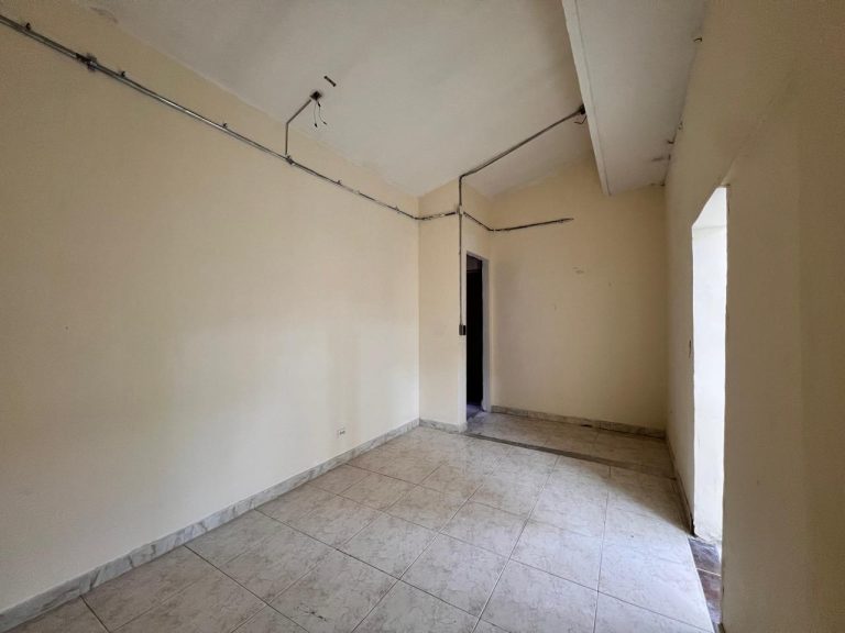 Se Renta Local De 268m2 Sobre la Quinta
