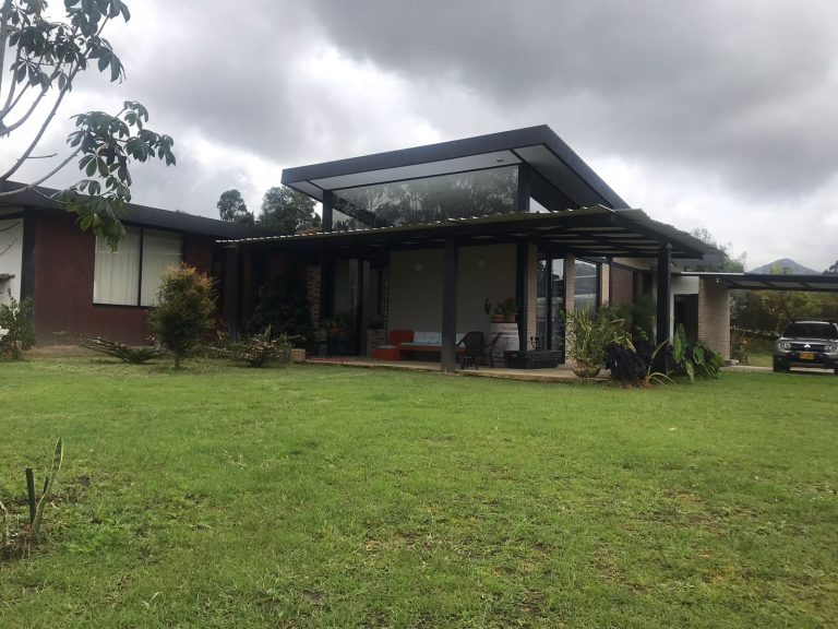 Casa en Arriendo en La aguacatala, Medellín