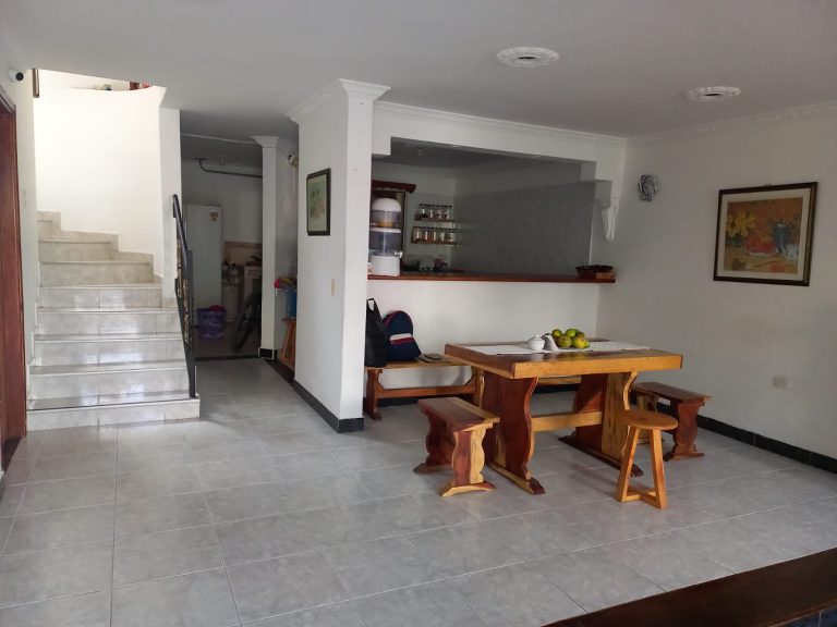 Casa en Venta para Comercio o Vivienda Sector la Alameda, Rionegro
