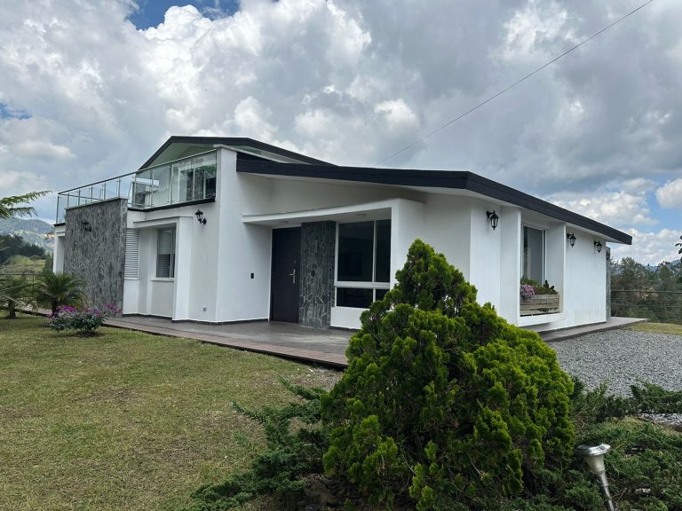 Casa en Venta en Parcelación Vía don Diego - La Ceja, El Retiro