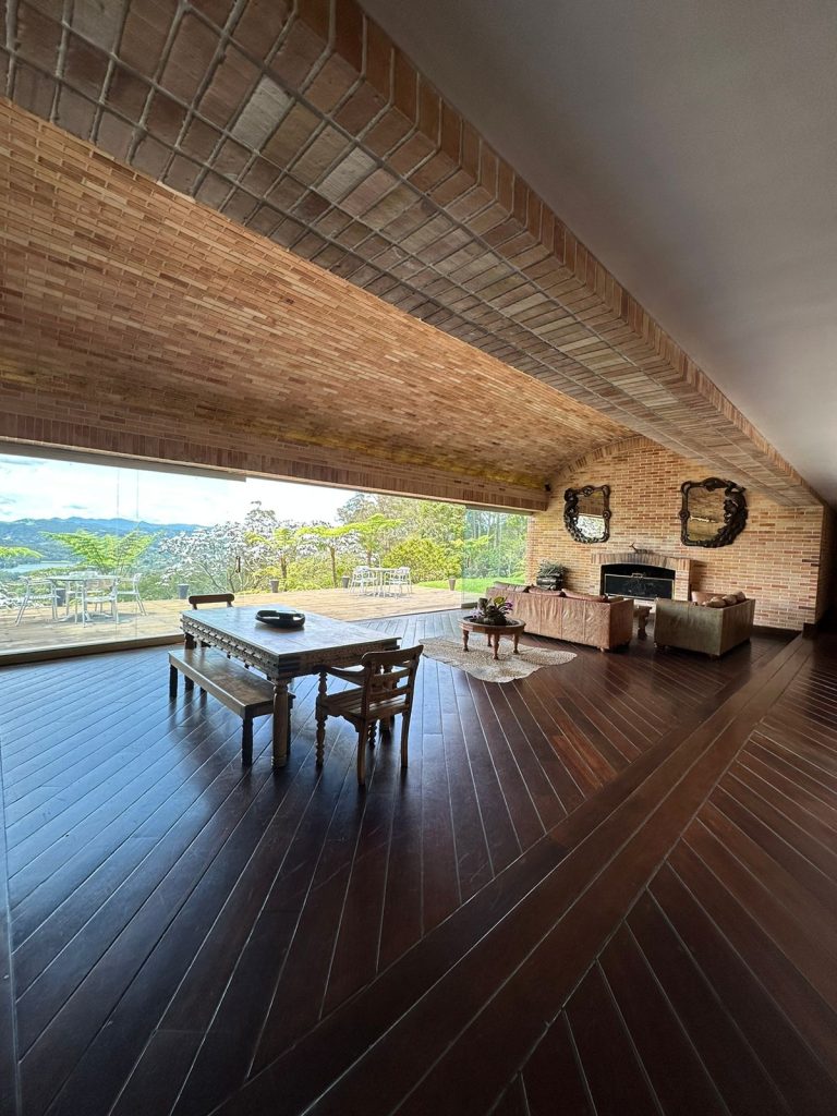 Hermosa Casa Sector Fizebad