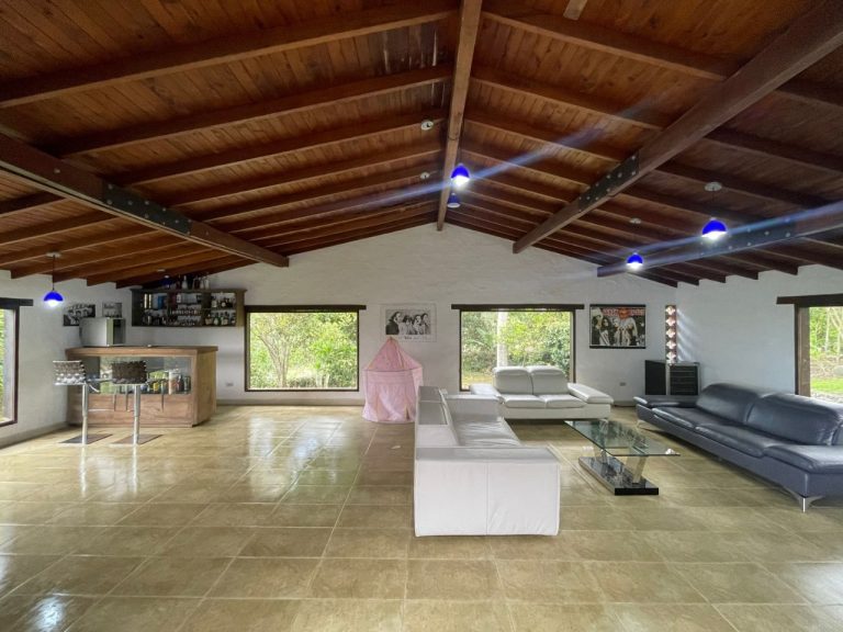 Casa Campestre en Venta, Sector Vereda Quirama