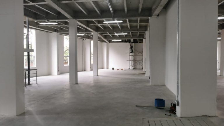 Bodega en Venta o Alquiler Sector Almacentro Medellín