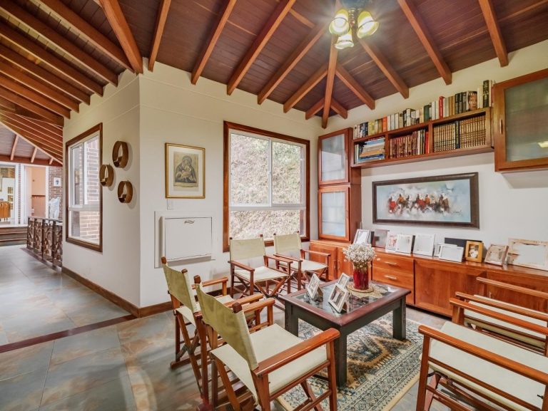 Casa campestre en venta y/o arriendo, sector El Escobero, Envigado