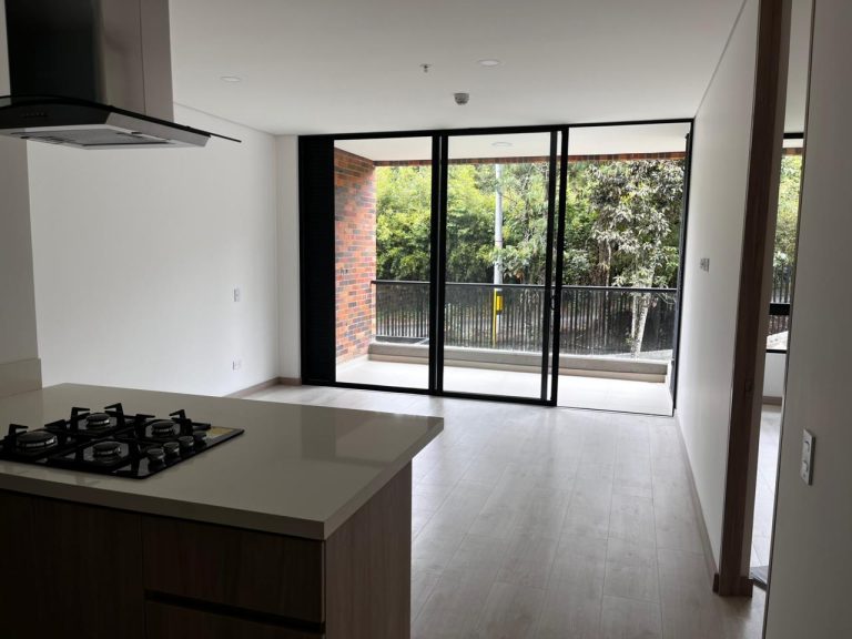 ¡Amplitud y ubicación! Casa ideal para oficinas o gran familia