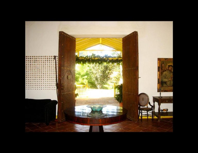 Casa en Alquiler por Día Sector Alto del Tesoro Medellín