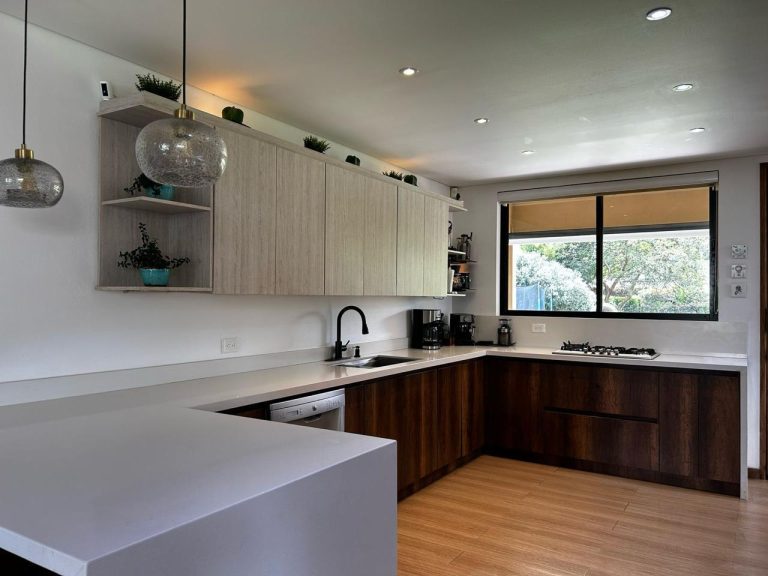Casa campestre en Llanogrande, opción de venta o arriendo