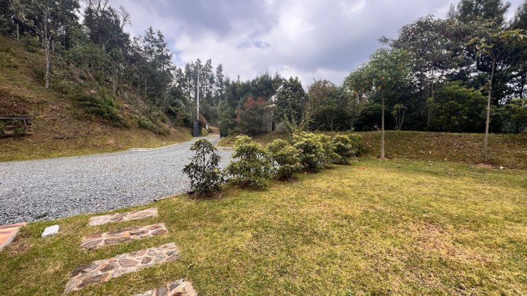Casa Campestre en Arriendo Sector Alto del Escobero, El Retiro